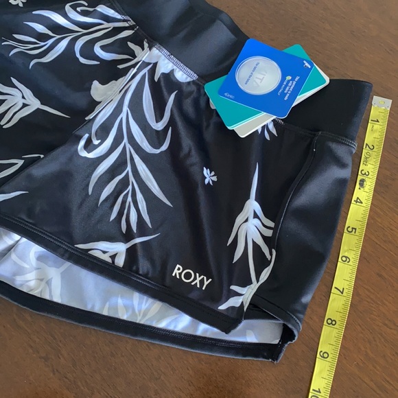 NEW ROXY SWELL ADDICT SHORT🖤 - Picture 6 of 13